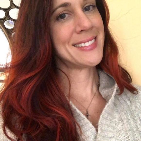 Meet your Posher, Melanie - Picture 1 of 1